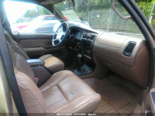 2001 TOYOTA 4RUNNER SR5 VIN: JT3GN86R110190854