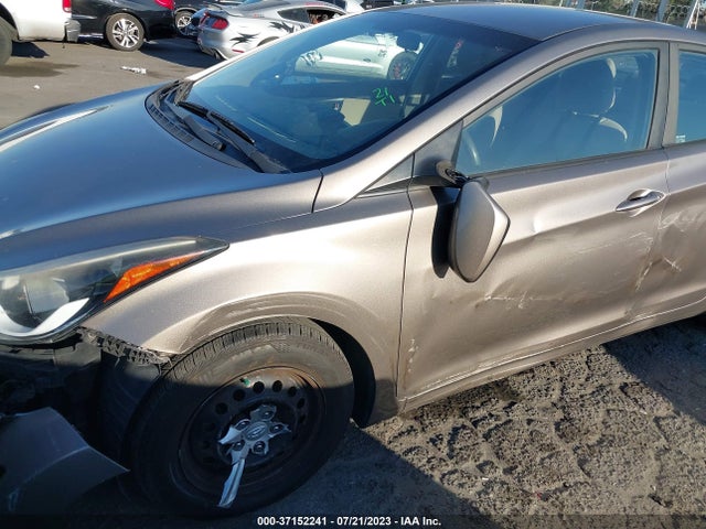 Hyundai ELANTRA SE 2016 5NPDH4AE2GH723793 Image 12