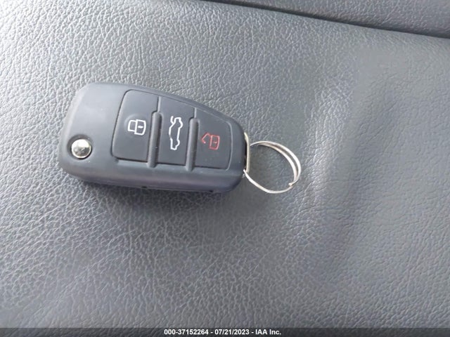 WAUB8GFF0G1073523 Audi A3 2.0t Premium