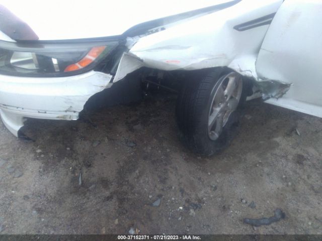 5XXGM4A75FG456749 KIA Optima Lx