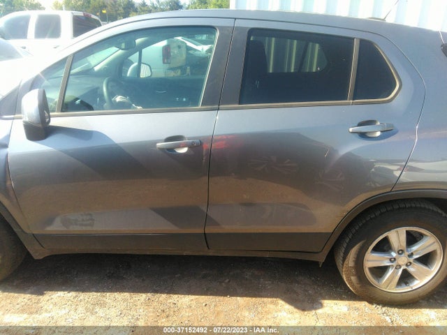 Chevrolet TRAX LS 2020 3GNCJKSB3LL244504 Image 14