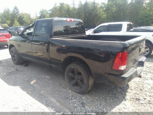 2018 RAM 1500 EXPRESS VIN: 1C6RR7FG2JS175048