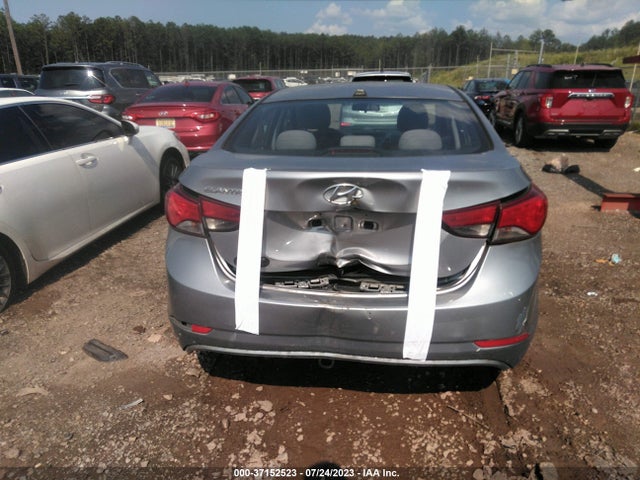 2016 HYUNDAI ELANTRA SE VIN: 5NPDH4AE3GH740537