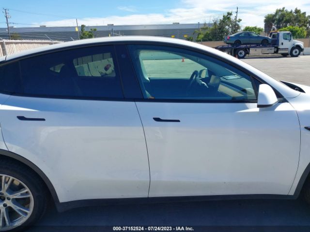 5YJYGDEE0MF157156 Tesla Model Y Long Range