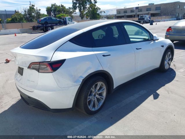 5YJYGDEE0MF157156 Tesla Model Y Long Range