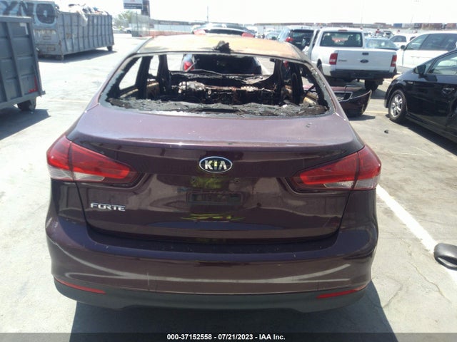 KIA FORTE LX 2018 3KPFL4A77JE193566 Image 16