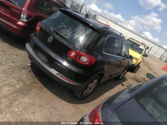 2010 VOLKSWAGEN TIGUAN WOLFSBURG VIN: WVGAV7AX0AW001752