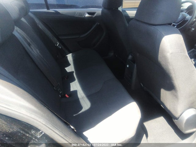 3VW1K7AJ0FM298826 Volkswagen Jetta Sedan 2.0l S