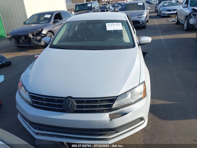 3VW2B7AJ8JM255526 Volkswagen Jetta 1.4t S