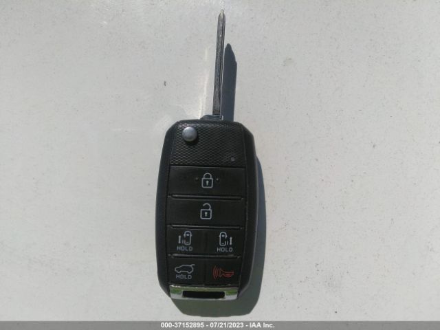 KNDMB5C1XG6083974 KIA SEDONA LX