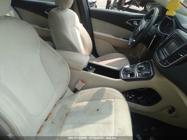 1C3CCCABXFN683797 Chrysler 200 Limited