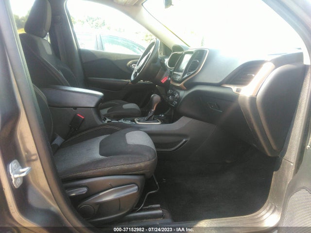 1C4PJMCB3EW178568 Jeep Cherokee Latitude