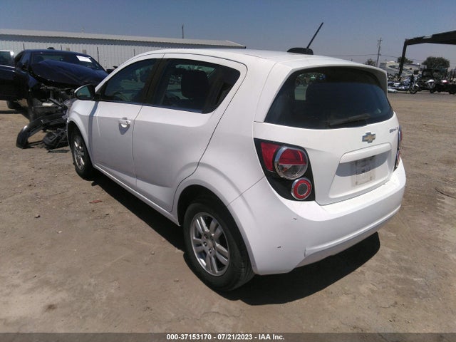 Chevrolet SONIC LT 2015 1G1JC6SG3F4172820 Image 4