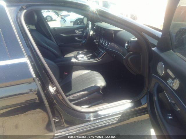 WDDZF4JB9HA207754 Mercedes-Benz E-class E 300