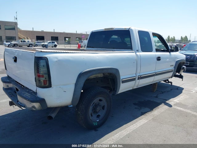 2002 CHEVROLET SILVERADO 2500HD LS VIN: 1GCHC29U72E253396