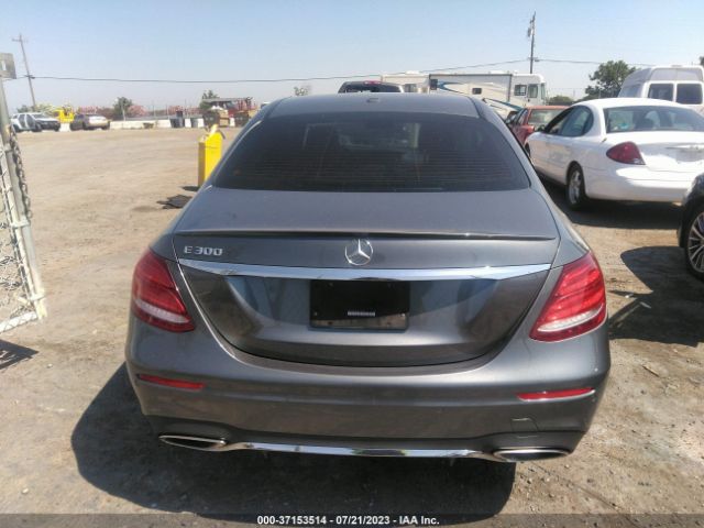 WDDZF4JB4JA314992 Mercedes-Benz E-class E 300