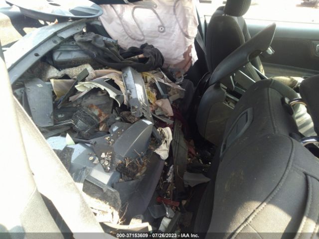 1FA6P8AM0F5368072 Ford Mustang V6