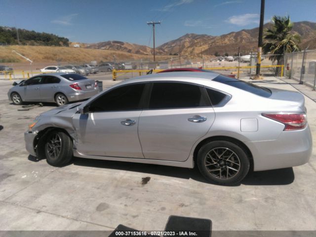 1N4AL3AP3FN882470 Nissan ALTIMA 2.5