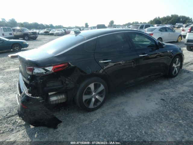5XXGT4L30KG372636 KIA Optima S