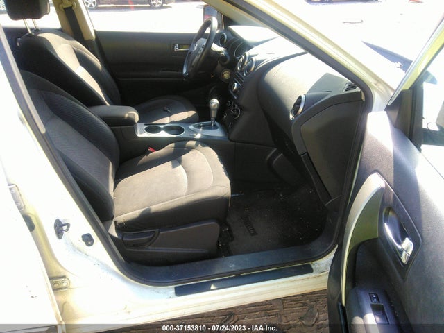 2013 NISSAN ROGUE S VIN: JN8AS5MVXDW106027