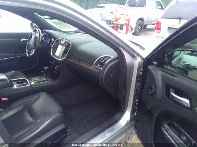 2011 CHRYSLER 300 300C VIN: 2C3CA6CT6BH522170