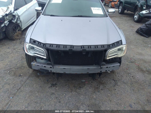 2011 CHRYSLER 300 300C VIN: 2C3CA6CT6BH522170