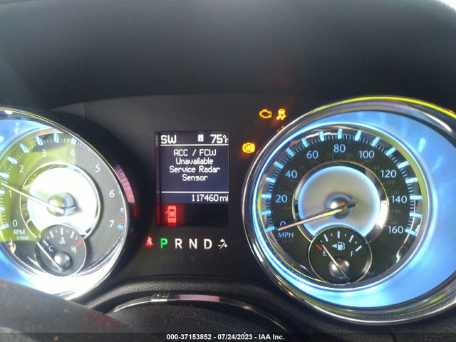 2011 CHRYSLER 300 300C VIN: 2C3CA6CT6BH522170