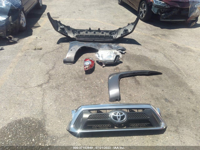 Toyota Tacoma Prerunner 2014 3TMJU4GN2EM161083 Image 4