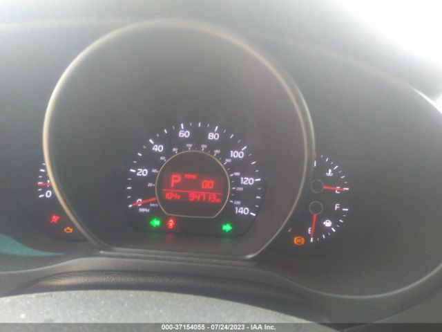 KNDJP3A5XK7698557 KIA SOUL +