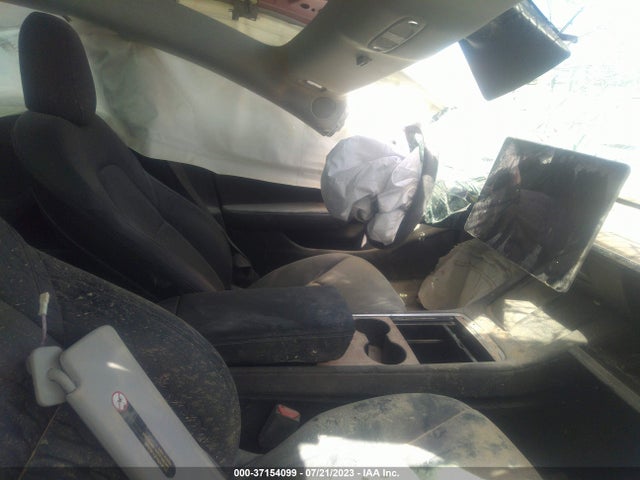 Tesla Model 3 Long Range 2022 5YJ3E1EB8NF131197 Image 5