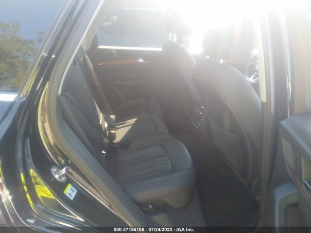 WA1BAAFY1M2014390 Audi Q5 Premium Plus