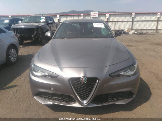 ZARFAEEN0J7567915 Alfa Romeo Giulia Ti Lusso