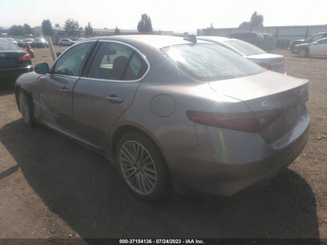 ZARFAEEN0J7567915 Alfa Romeo Giulia Ti Lusso