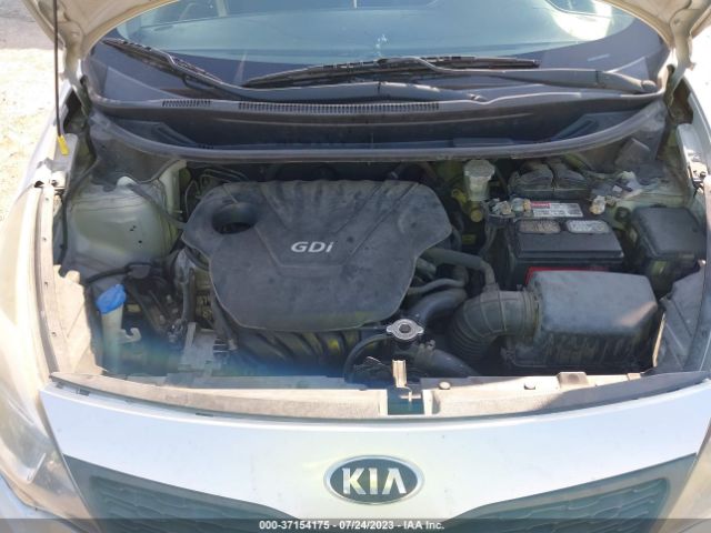 KNADM4A36E6324657 KIA RIO LX