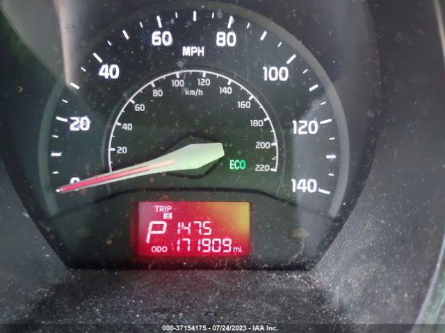 KNADM4A36E6324657 KIA RIO LX