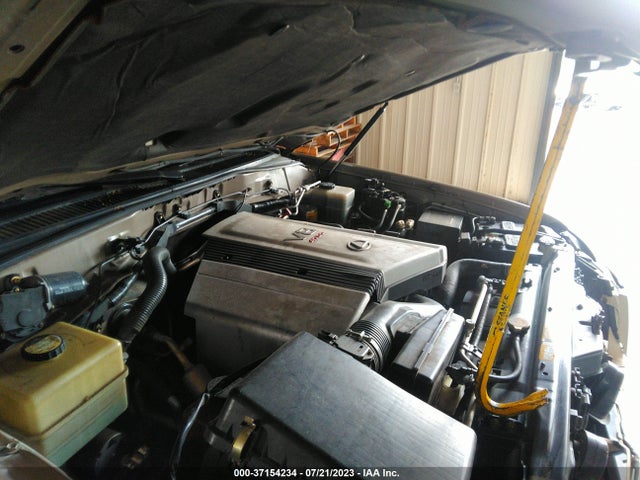 1999 LEXUS LX 470 VIN: JT6HT00WXX0043406
