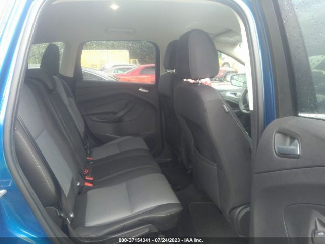 1FMCU0GDXHUB99214 Ford ESCAPE SE