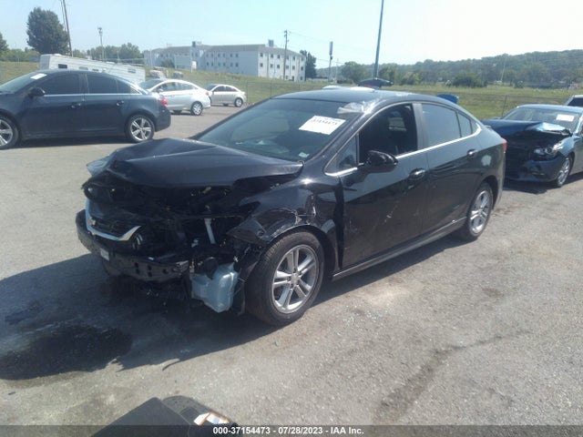 Chevrolet CRUZE LT 2017 1G1BE5SM8H7266983 Image 2