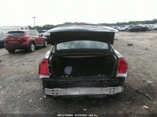 2C3CCAAG1JH218326 Chrysler 300 Touring L