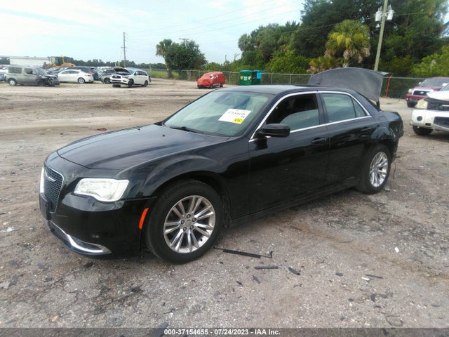 2C3CCAAG1JH218326 Chrysler 300 Touring L