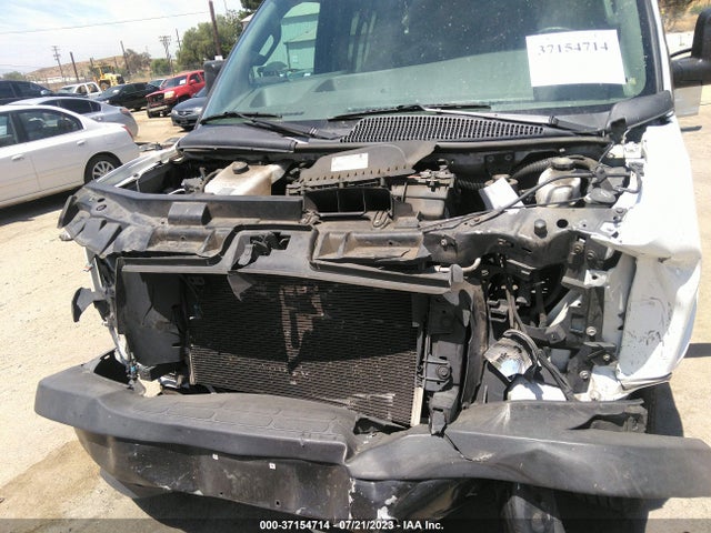 Chevrolet EXPRESS CARGO VAN 2018 1GCWGAFPXJ1301337 Image 6