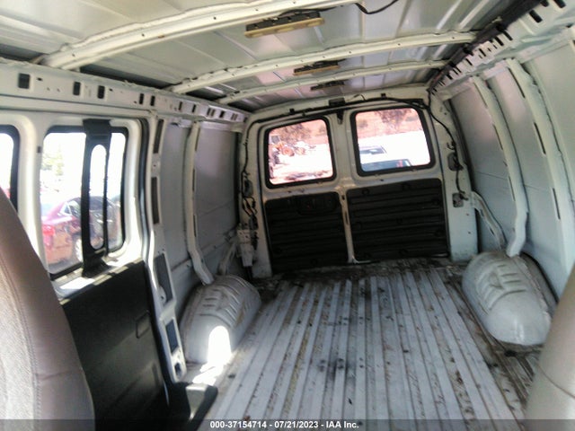 Chevrolet EXPRESS CARGO VAN 2018 1GCWGAFPXJ1301337 Image 8