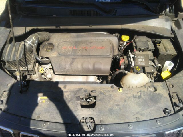3C4NJDBB0JT243997 Jeep Compass Latitude