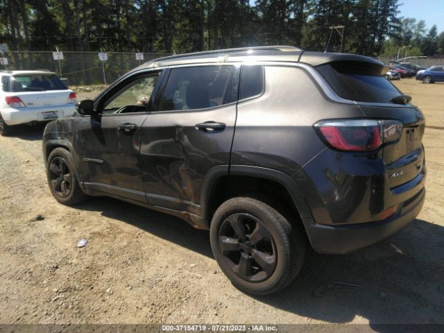 3C4NJDBB0JT243997 Jeep Compass Latitude