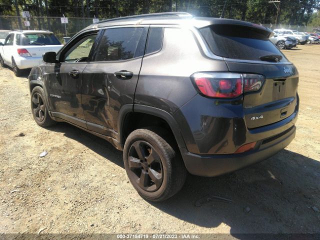 3C4NJDBB0JT243997 Jeep Compass Latitude
