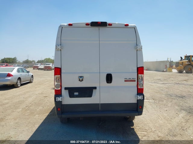3C6TRVDG9JE110455 RAM Promaster Cargo Van