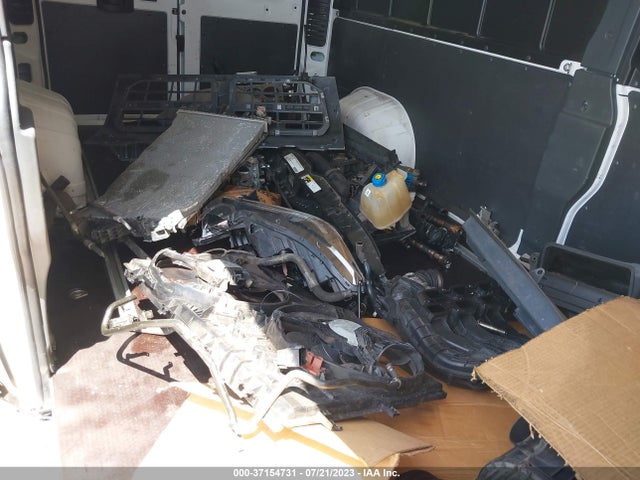 3C6TRVDG9JE110455 RAM Promaster Cargo Van