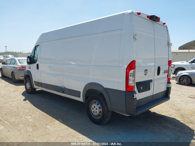 3C6TRVDG9JE110455 RAM Promaster Cargo Van