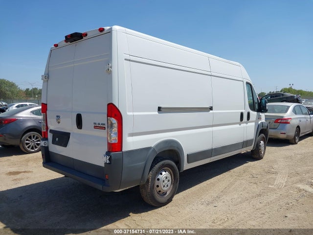 3C6TRVDG9JE110455 RAM Promaster Cargo Van