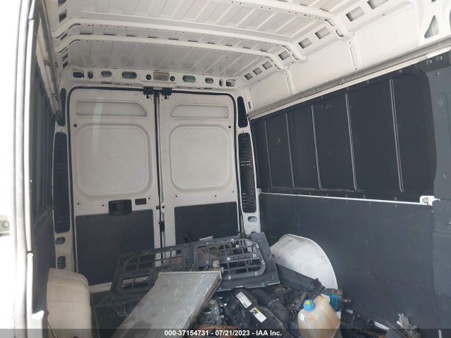 3C6TRVDG9JE110455 RAM Promaster Cargo Van